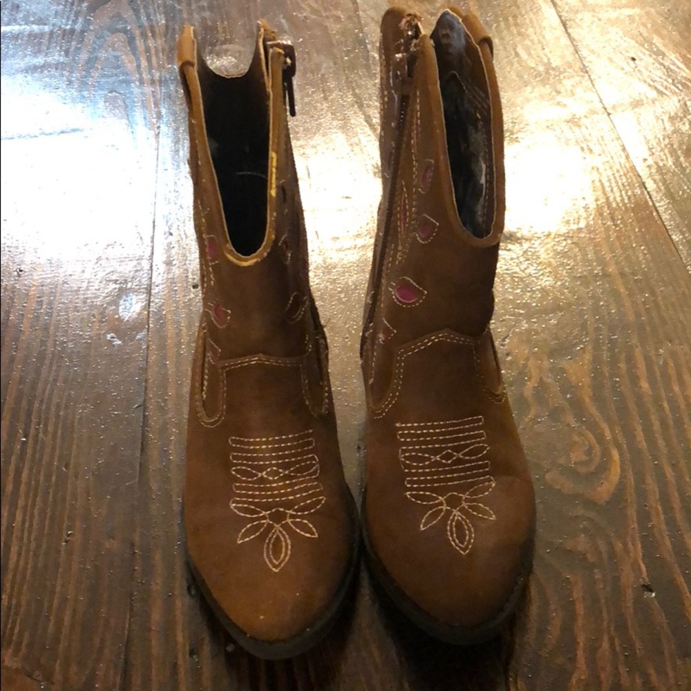 Toddler boots
